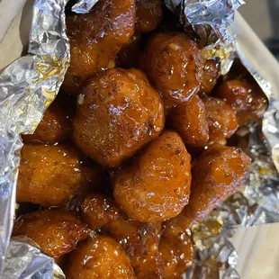Fried Innova Cauliflower (not sure if the name of the sauce is correct but just ask for the one made with Uncle Nearest)