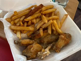 J's Wings & Seafood
