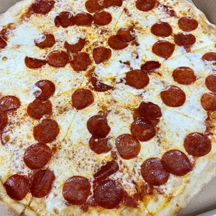 16" pepperoni pizza