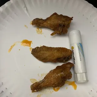 Estrella Chicken Wings $27 with a sorry we'll do better and earn your business back. Next picture, same price for 20 wings.