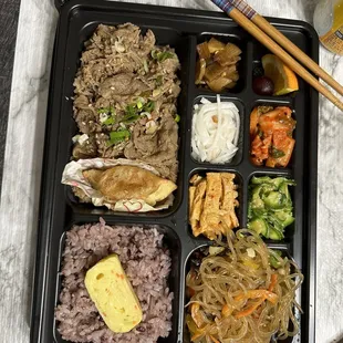 Regular Doshirak platter with beef bulgogi protein. So much food!