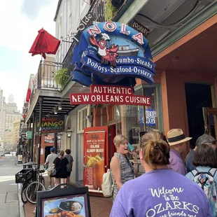 Nola&apos;s... our 3rd stop
