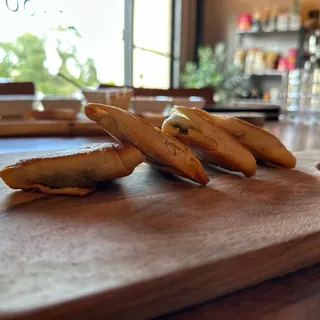 Mini Spanakopites w. Tzatziki