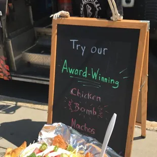 Chicken Bomb Nachos  Bones Brothers Foodtruck