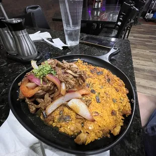 Tacu Tacu con Lomo Saltado