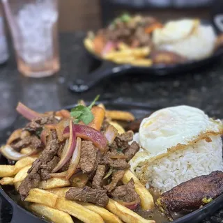 Lomo Saltado a Lo Pobre