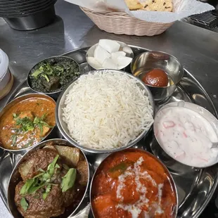 This is our Non-veg Punjabi Thali!