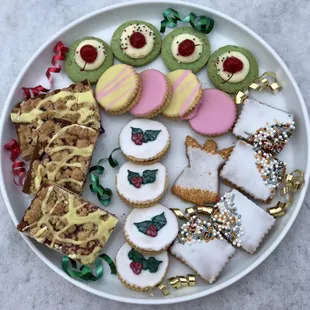 a plate of christmas cookies