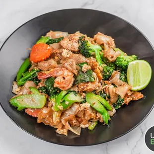 ramen and noodles, food