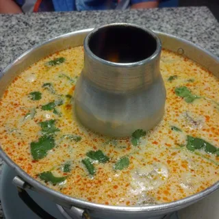 Tom Kha