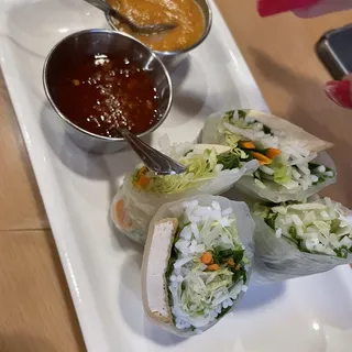 Po Pia Sod (fresh Spring Rolls)