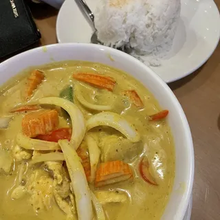 Gaeng Ka Ree (yellow Curry)