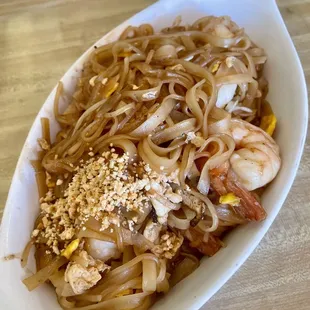 Shrimp Pad Thai - So good!