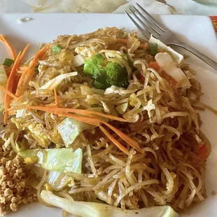 Pad Thai with vegetables