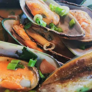 Steamed Mussels