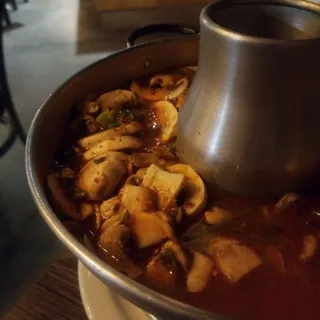 Tom Yum Hot Pot0