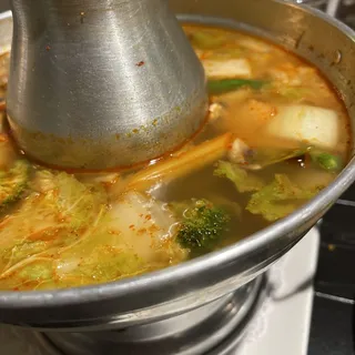 Tom Yum Soup (Hot Pot)