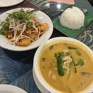 Pad Thai and Panang Curry