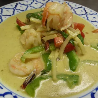 Pineapple Curry with Shrimp
