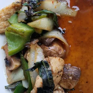 Basil, onion, jalapeno, mushroom, bell pepper, chicken  #47