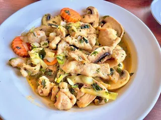 Lisu's Thai Taste | Roseville