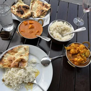 Aloo Cauli Ko Tarkari