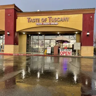Taste of Tuscany Storefront