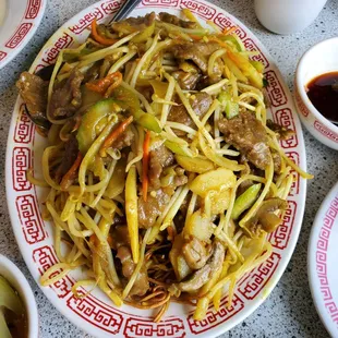 Curry Beef Chow Mein