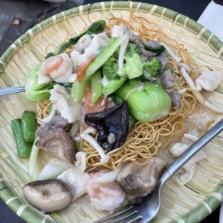 K3. / Hongkong Style Pan-Fried Noodle