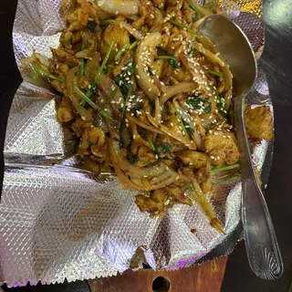 F2. / Sizzling Cumin Chicken
