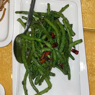 I3. / Dry Braised Green Bean