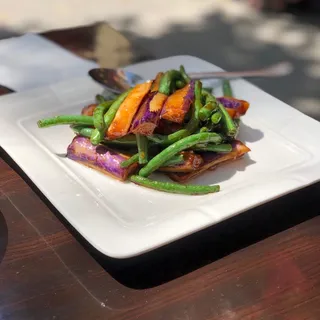 I5. / Eggplant w/ Green Bean