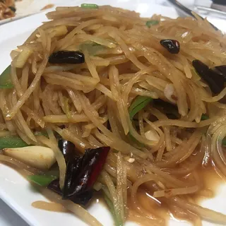 I7. / Hot Sour Shredded Potato