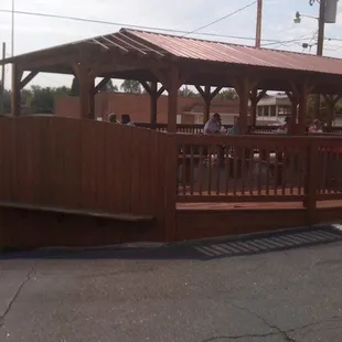 Al fresco dining available