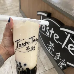 Coconut milk tea blended