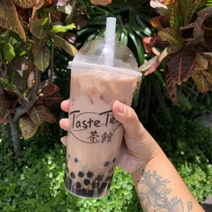 Taro Coconut Milk Tea with Molten Tapioca