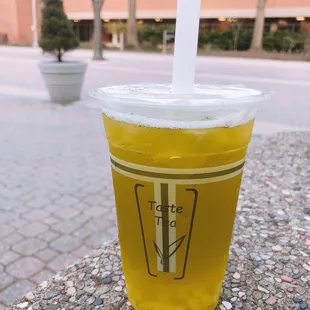 Kiwi Green Tea with Coconut Jelly