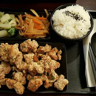 Fried Spicy Chicken Rice Meal