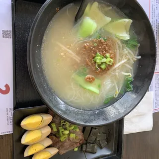 House Noodle with Deli Plate