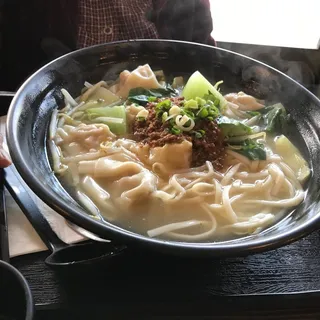 Wonton Noodle Soup