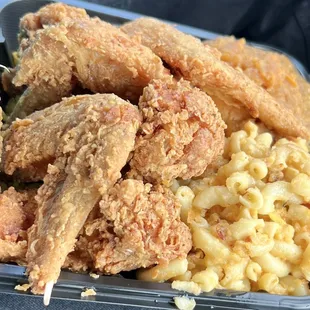 08-07-22 Fried Chicken Platter, Sweet Potatoes, Mac and Cheese