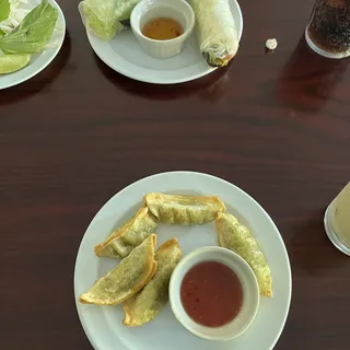 A8. Vegetarian Gyoza (fried or steamed)