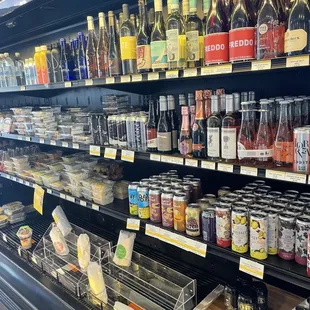 Beautiful wine and sparkling selection! A great spot to stop before heading to the beach!