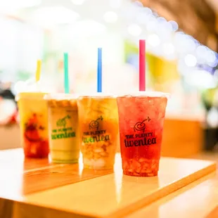 hree drinks on a table