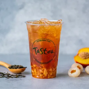 Lychee Peachee: Peach black tea with lychee bits