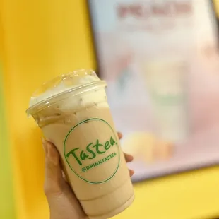 Peach Oolong Milk Tea