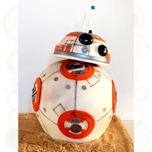 a star wars bb - 8 cake