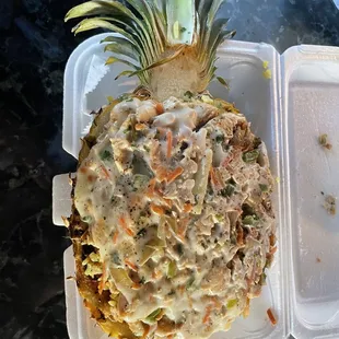 Pineapple Griller with chicken, cheese, all the veggies except spinach and mushroom