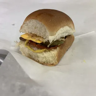 Kastleburger with cheese