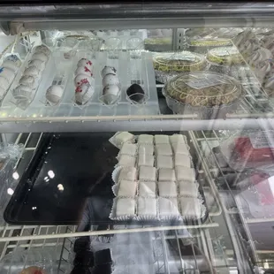 food, dessert, cupcakes